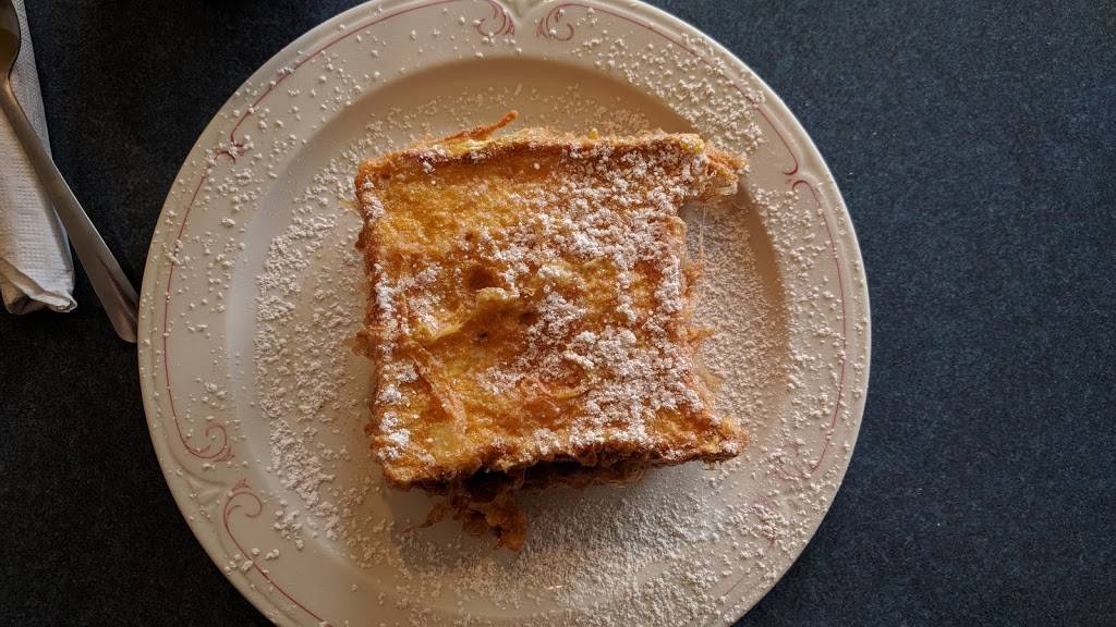 Biscuits | restaurant | 26 Lake Ave, Oak Bluffs, MA 02557, USA | 5086932033 OR +1 508-693-2033