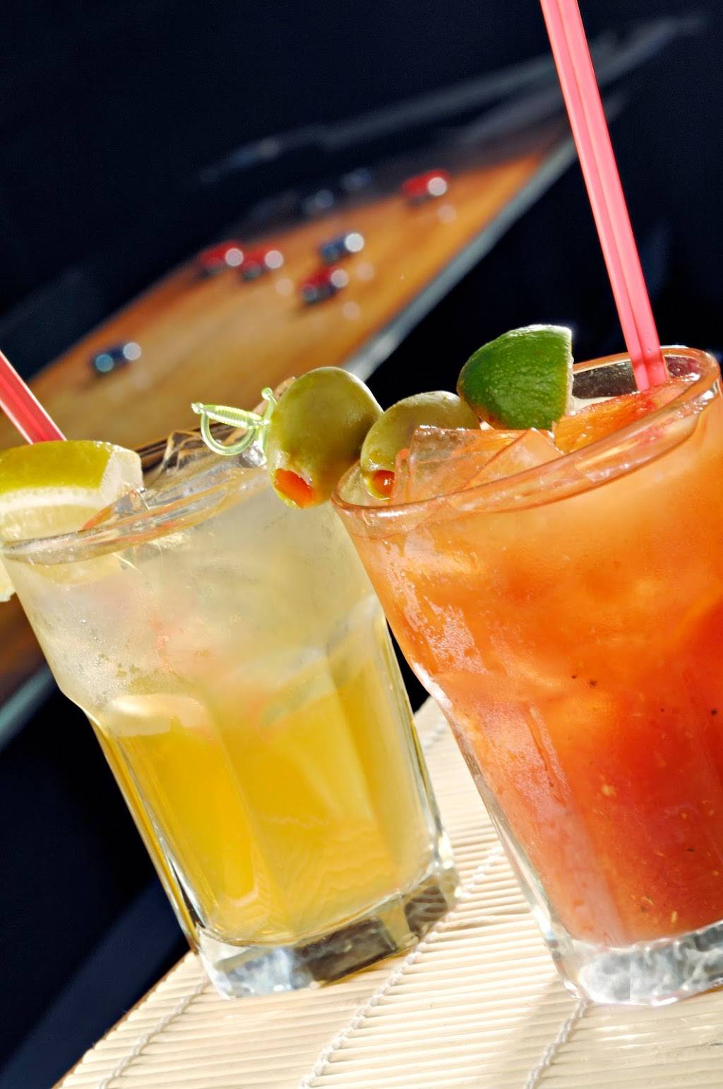 Zipps Sports Grill | restaurant | 1515 E Bethany Home Rd #100, Phoenix, AZ 85014, USA | 6022661600 OR +1 602-266-1600