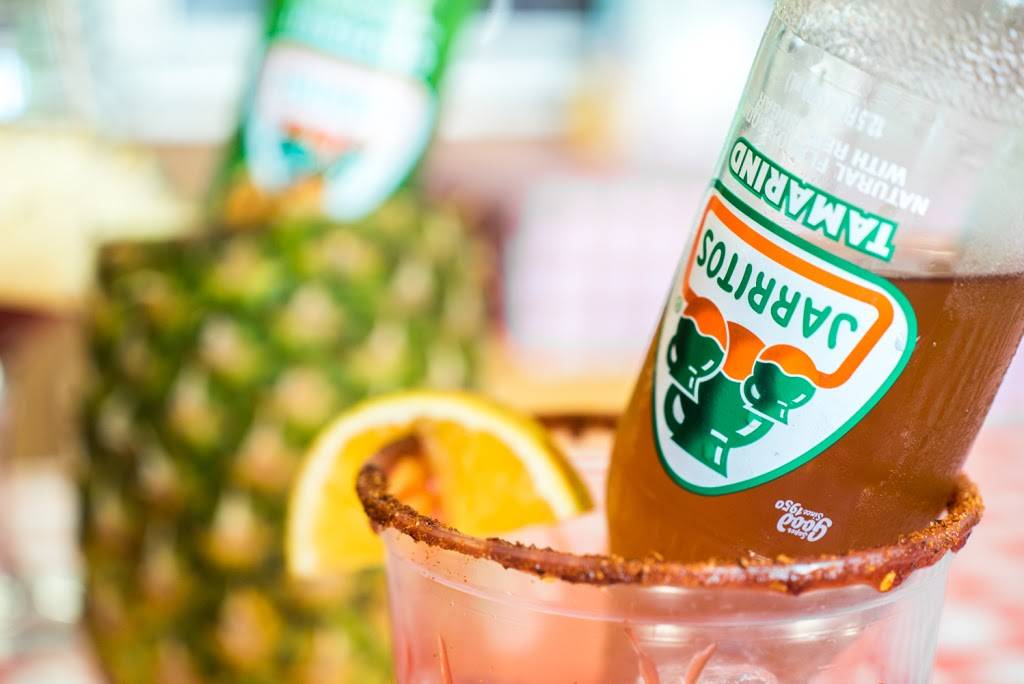 Guapo Taco | restaurant | 2430 W 47th St, Chicago, IL 60632, USA | 7736962777 OR +1 773-696-2777