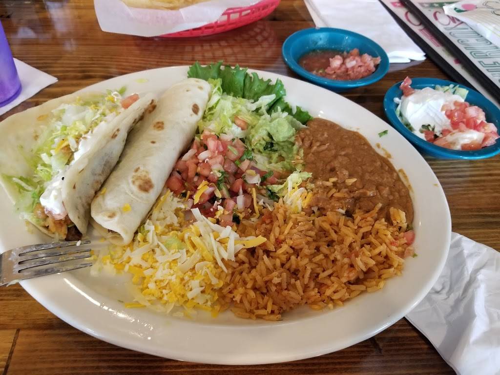 Chuys | restaurant | 15610 South La Grange Road, Orland Park, IL 60462, USA | 7084035334 OR +1 708-403-5334