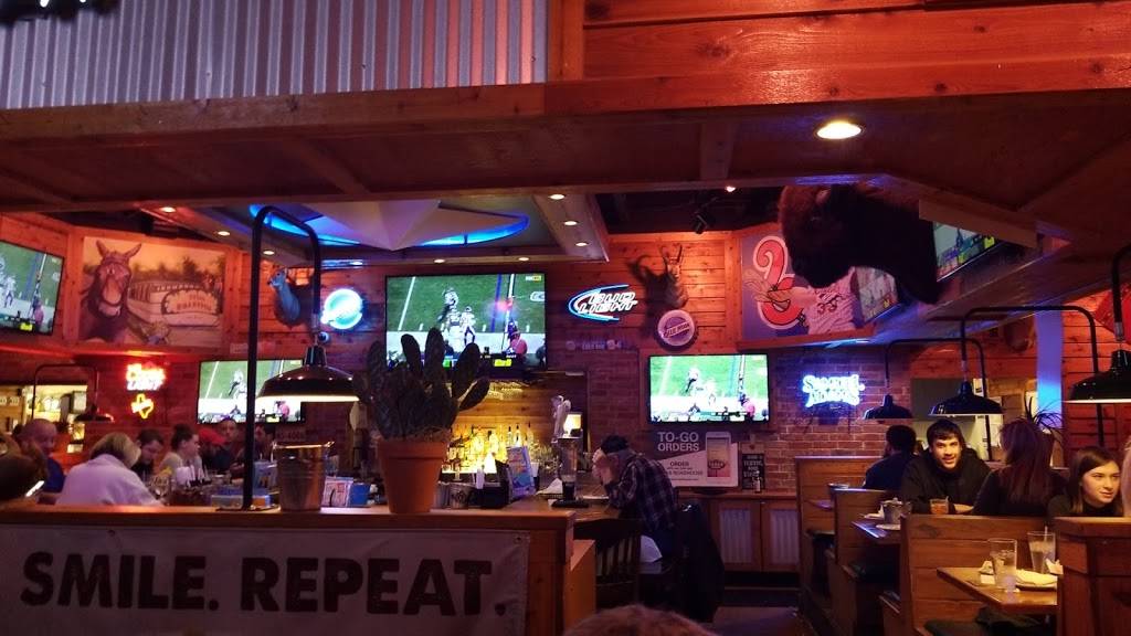 Texas Roadhouse | restaurant | 3143 Erie Blvd E, Syracuse, NY 13214, USA | 3154454086 OR +1 315-445-4086