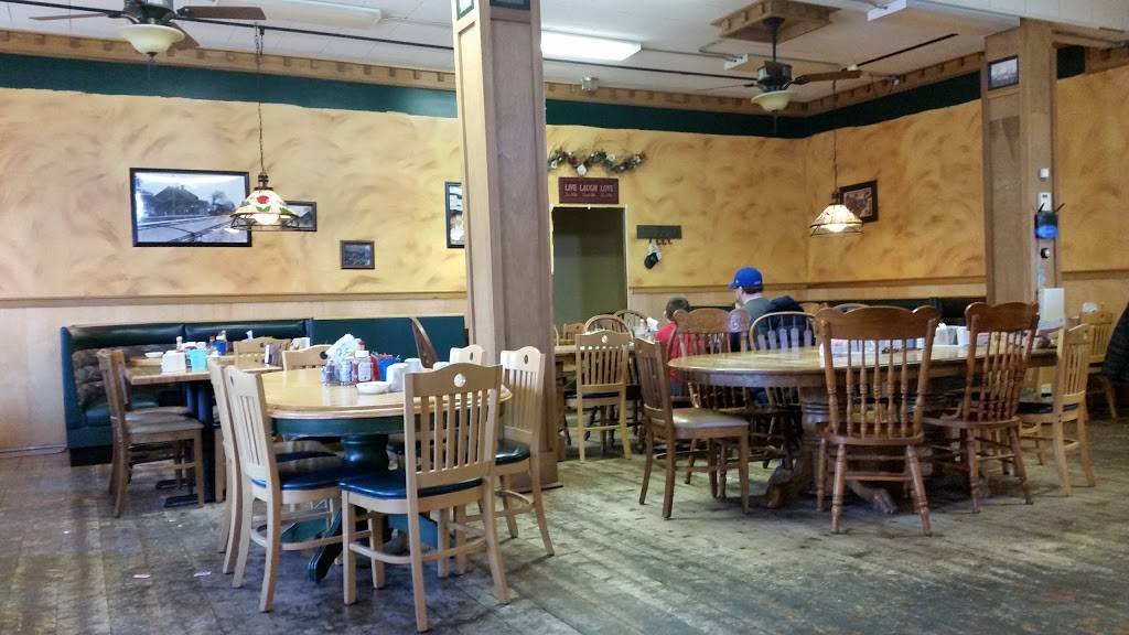 Country Kitchen | restaurant | 105 W Market St, Somonauk, IL 60552, USA | 8154983585 OR +1 815-498-3585