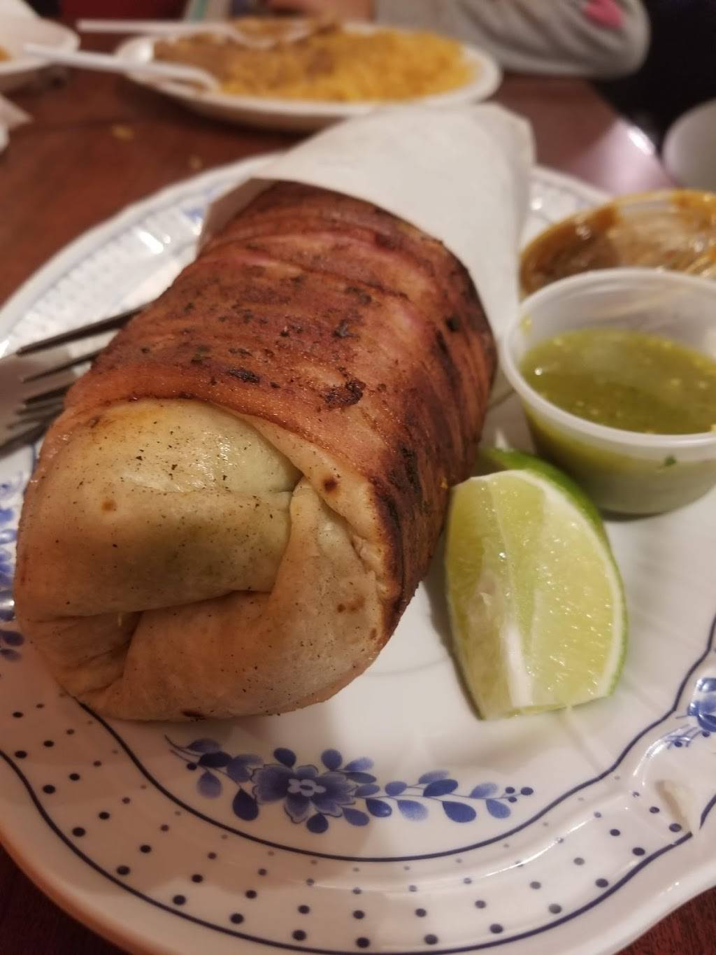 El Premio Mayor | restaurant | 3247 E McKinley Ave, Fresno, CA 93703, USA | 5594989925 OR +1 559-498-9925