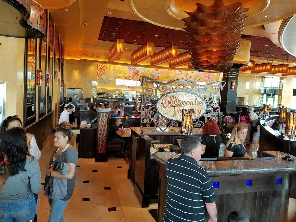 The Cheesecake Factory | restaurant | 1701 Sunrise Hwy, Bay Shore, NY 11706, USA | 6319695780 OR +1 631-969-5780
