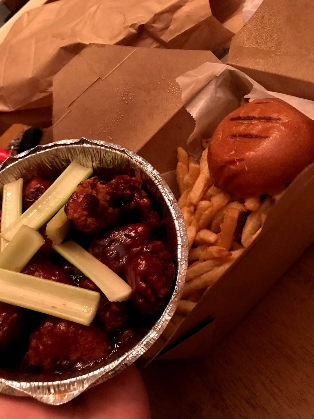 The Pizza Parlor | meal delivery | 6 Sneden Ave, Staten Island, NY 10312, USA | 7183564233 OR +1 718-356-4233