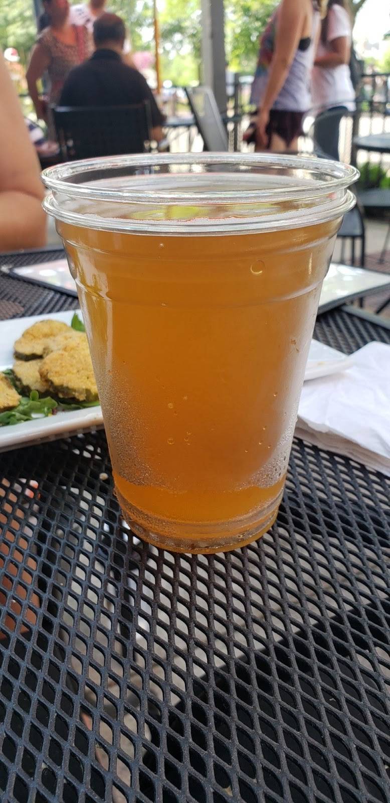 Trails Edge Brewing Company | restaurant | 20 Kansas St, Frankfort, IL 60423, USA | 8152772502 OR +1 815-277-2502