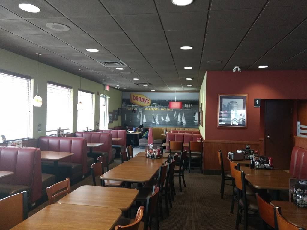 Dennys | restaurant | 75 Consumers Dr, Whitby, ON L1N 9S2, Canada | 9056656575 OR +1 905-665-6575