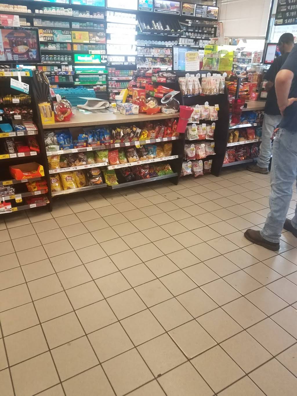 Circle K | meal takeaway | 2210 N Park Rd, Plant City, FL 33563, USA | 8137521205 OR +1 813-752-1205