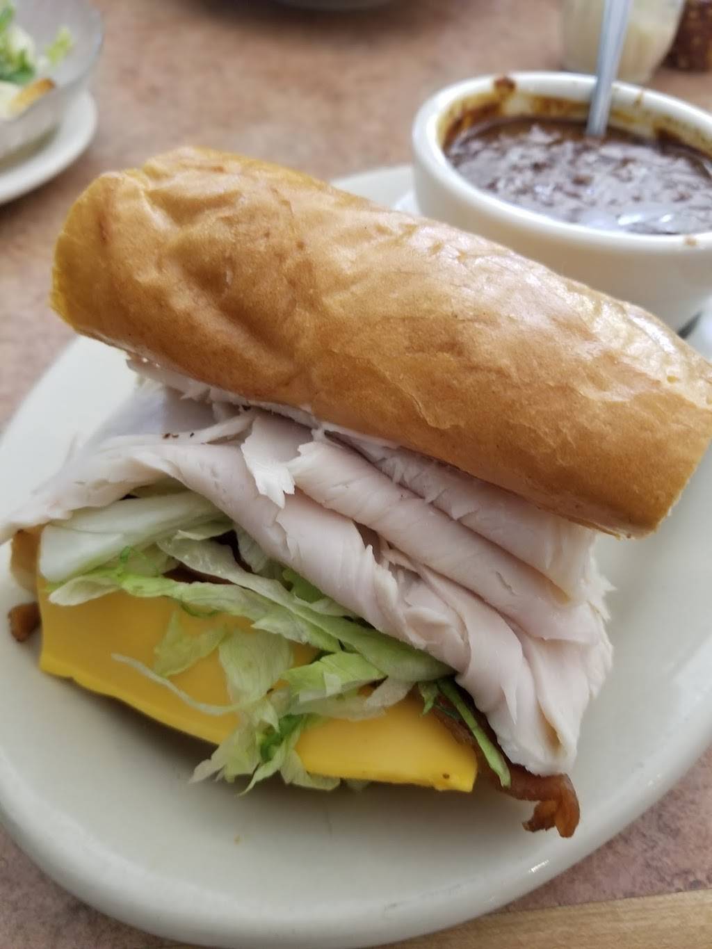 Biggies Restaurant | restaurant | 3332 Watson Rd, St. Louis, MO 63139, USA | 3147810060 OR +1 314-781-0060