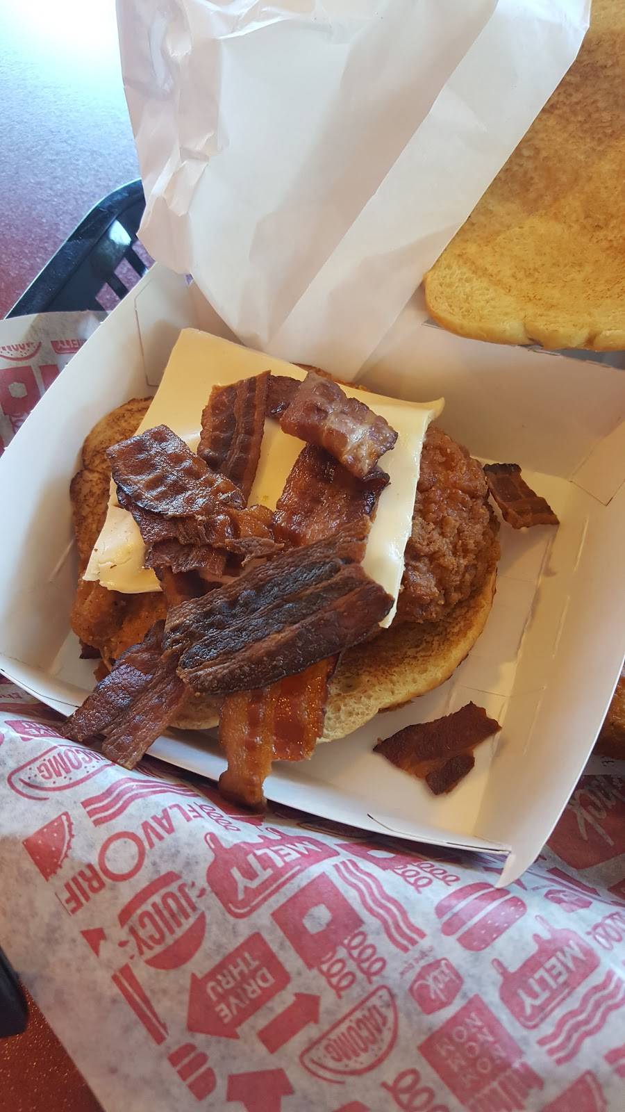 Jack in the Box | restaurant | 1817 Contra Costa Blvd, Pleasant Hill, CA 94523, USA | 9256853542 OR +1 925-685-3542