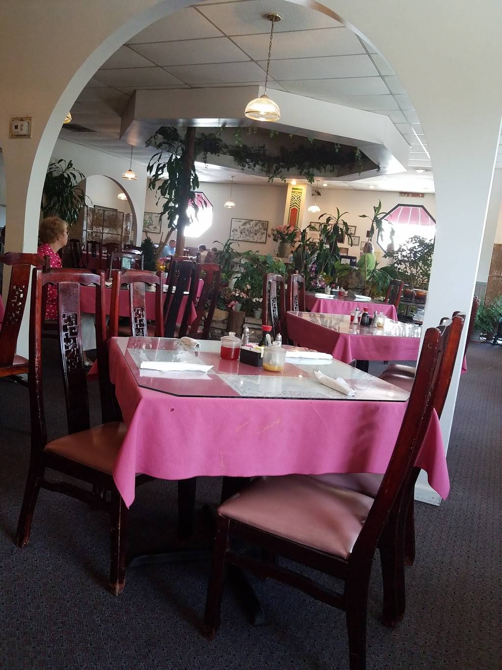 Plum Tree | restaurant | 4260 Fort Henry Dr #18, Kingsport, TN 37663, USA | 4232398500 OR +1 423-239-8500