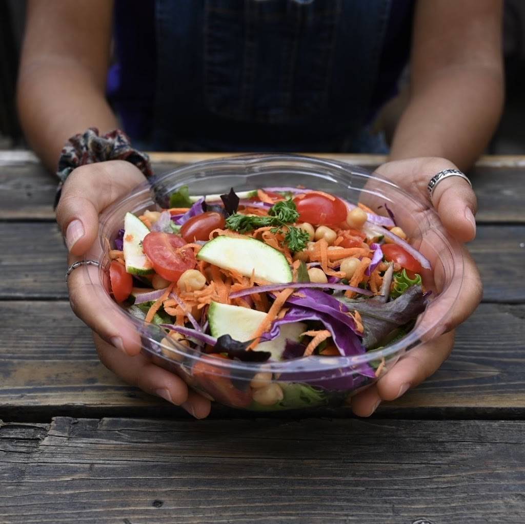 The Fresh Mango | restaurant | 2559 Innes Rd Unit 2, Gloucester, ON K1B 3K1, Canada | 6134246626 OR +1 613-424-6626