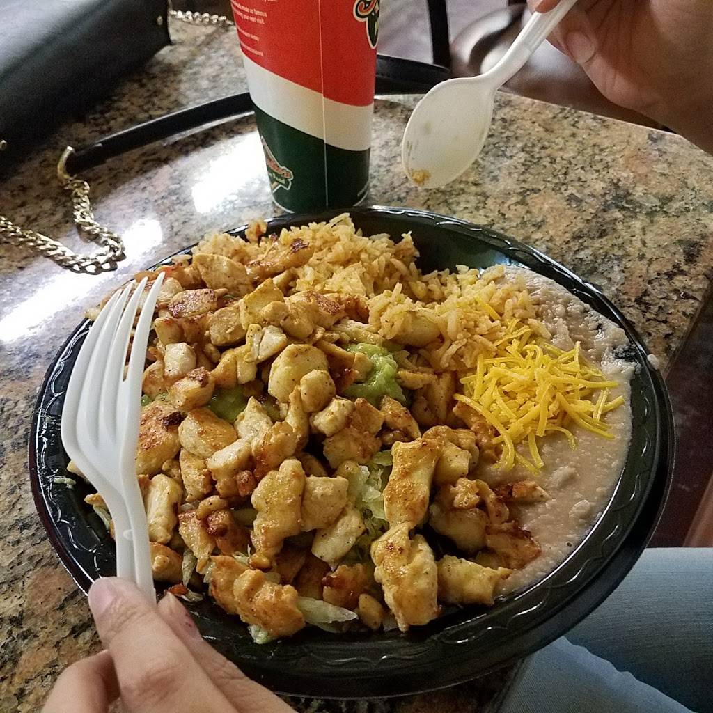 Federicos Mexican Food | restaurant | 20350 N Cave Creek Rd #140, Phoenix, AZ 85024, USA | 6029233585 OR +1 602-923-3585