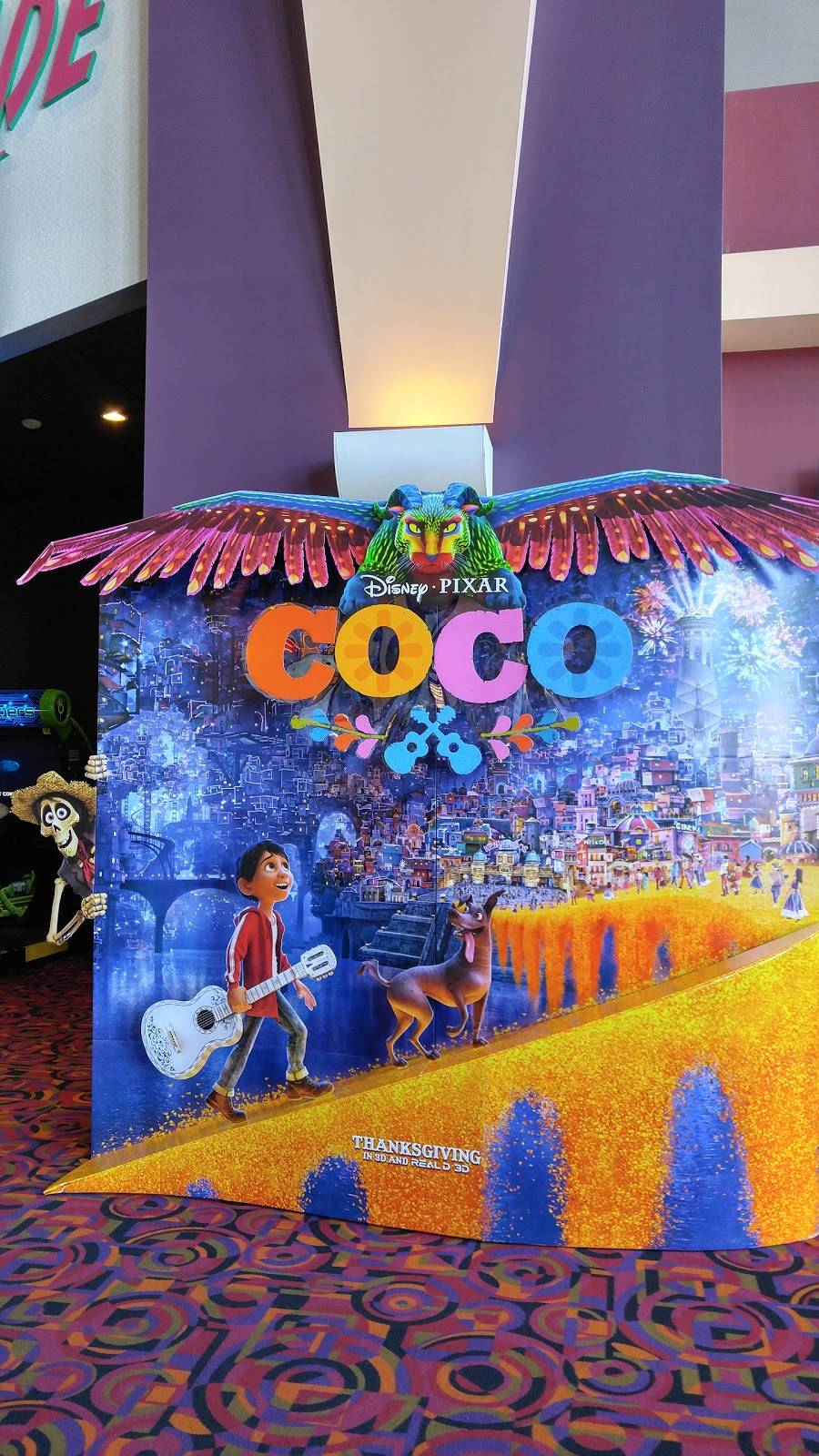 Century 25 Union Landing and XD | meal takeaway | 32100 Union Landing Blvd, Union City, CA 94587, USA | 5104879347 OR +1 510-487-9347