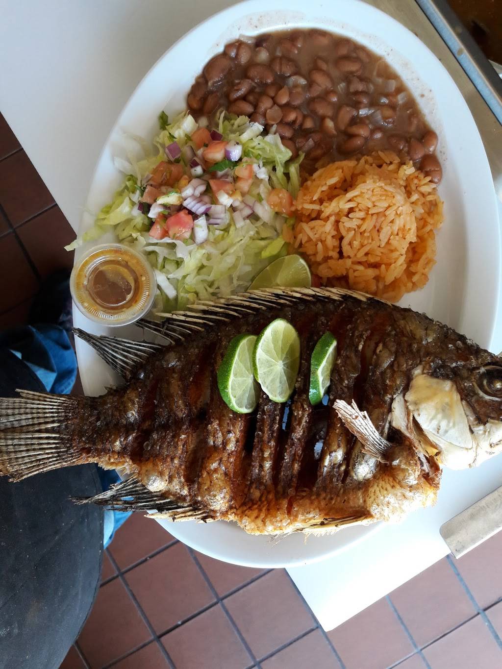 Sinaloa Fish Market & Restaurant | restaurant | 9741 Alondra Blvd, Bellflower, CA 90706, USA | 5622782388 OR +1 562-278-2388