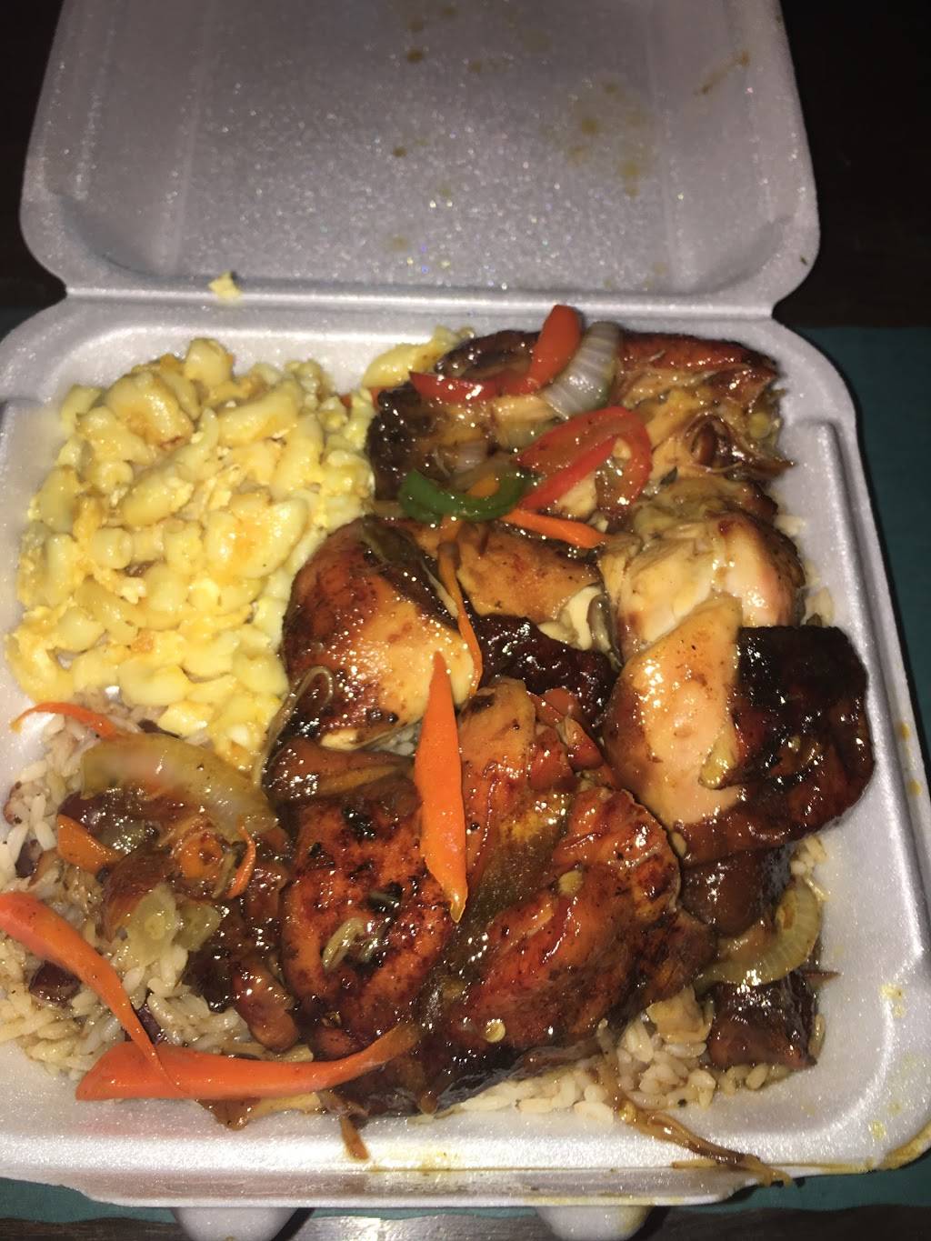 Royals Restaurants | restaurant | 7802 Limekiln Pike, Philadelphia, PA 19150, USA | 2152240627 OR +1 215-224-0627