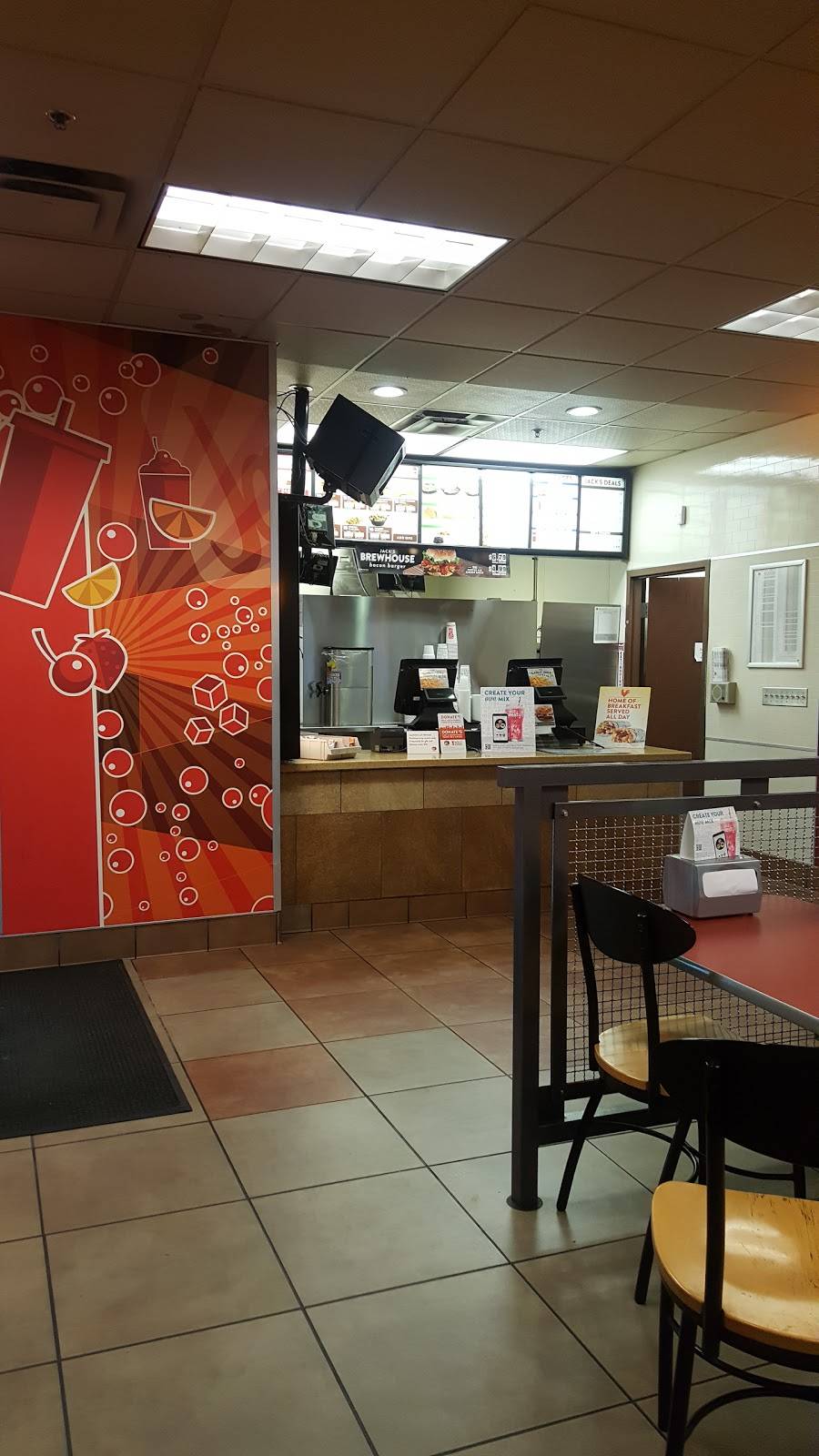 Jack in the Box | restaurant | 26015 Newport Rd, Menifee, CA 92584, USA | 9516720095 OR +1 951-672-0095