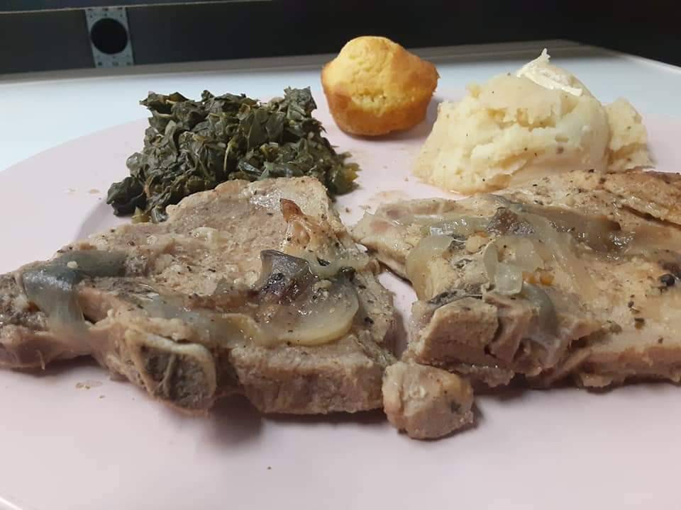 Mommas Kitchen 1 | restaurant | 615 Capital Ave SW, Battle Creek, MI 49015, USA | 2692612755 OR +1 269-261-2755