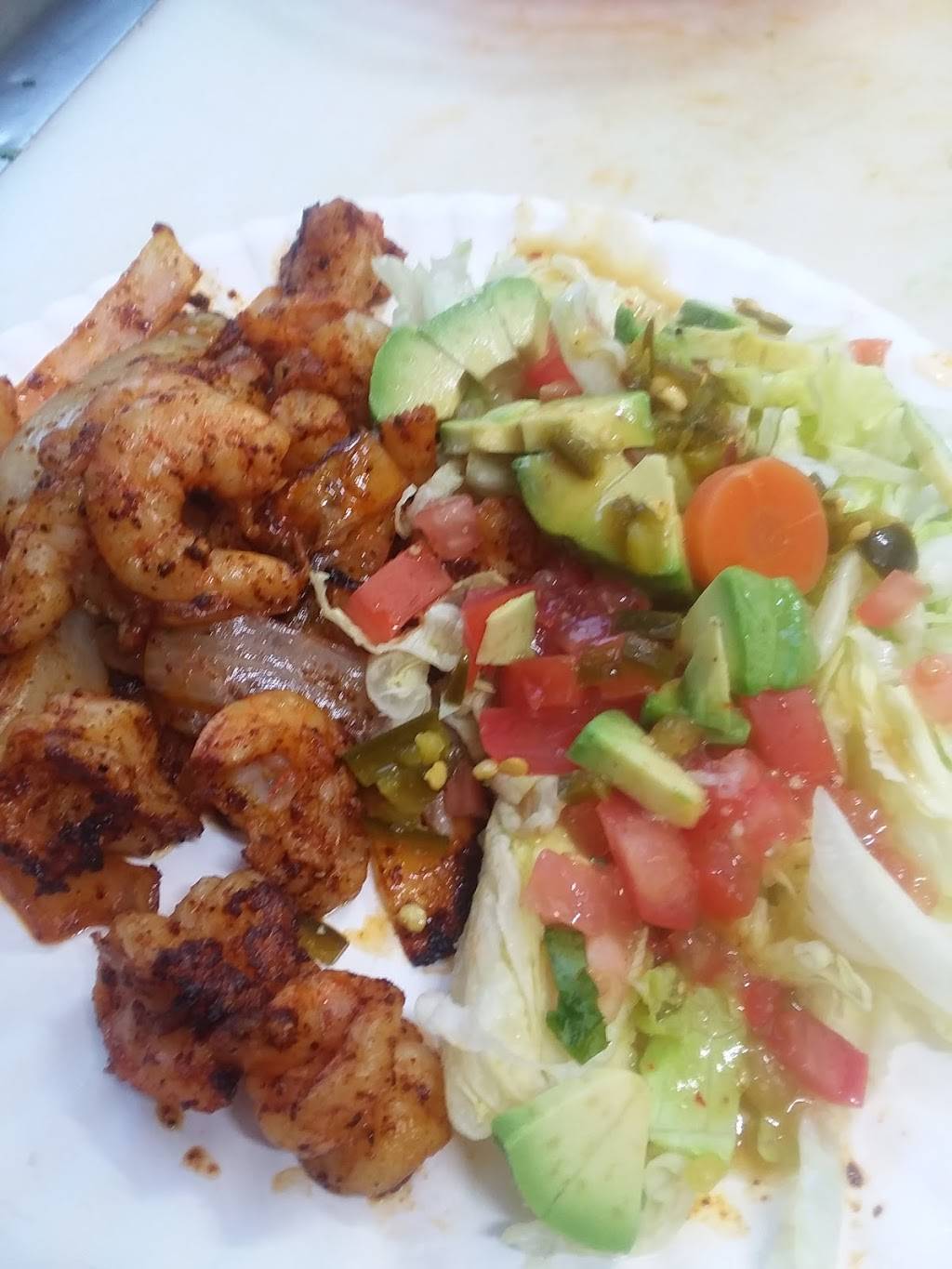 Taco Truck REY de REYES | restaurant | 110 Angelus St, Turlock, CA 95380, USA | 2092410866 OR +1 209-241-0866