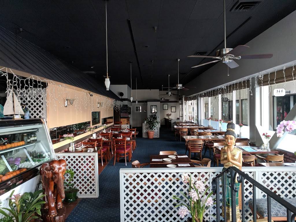 Little Whale Seafood | restaurant | 716 Magnolia Ave, Millbrae, CA 94030, USA | 6506974004 OR +1 650-697-4004