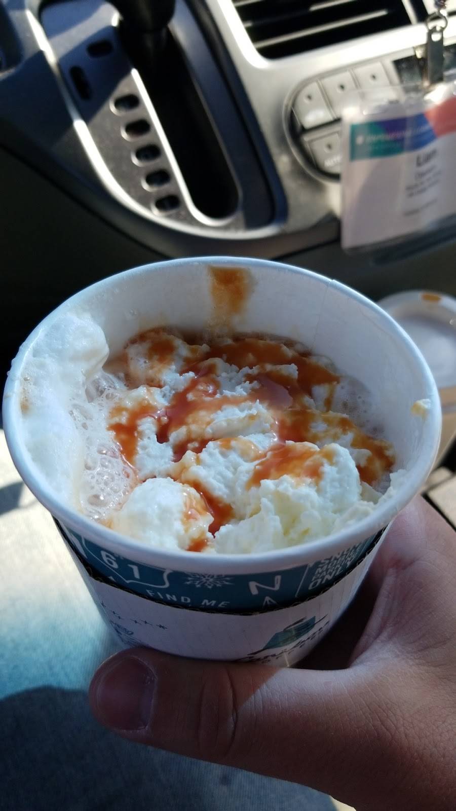 Caribou Coffee | cafe | 920 W 78th St, Chanhassen, MN 55317, USA | 9523804953 OR +1 952-380-4953