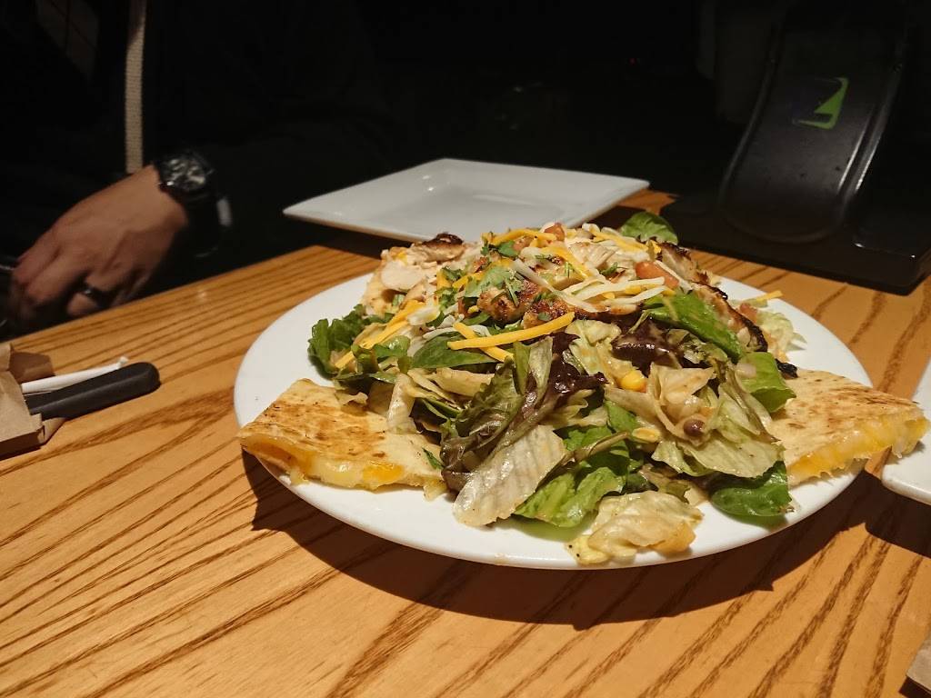 Chilis Grill & Bar | meal takeaway | 10643 Valley View St, Cypress, CA 90630, USA | 7142290478 OR +1 714-229-0478