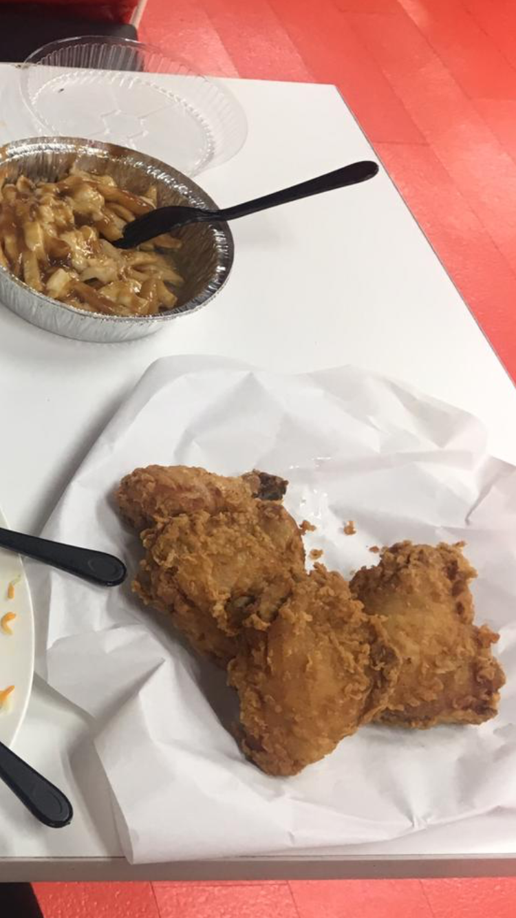 Hunger Point | restaurant | 2075 Danforth Ave, Toronto, ON M4C 1J8, Canada | 6473447278 OR +1 647-344-7278