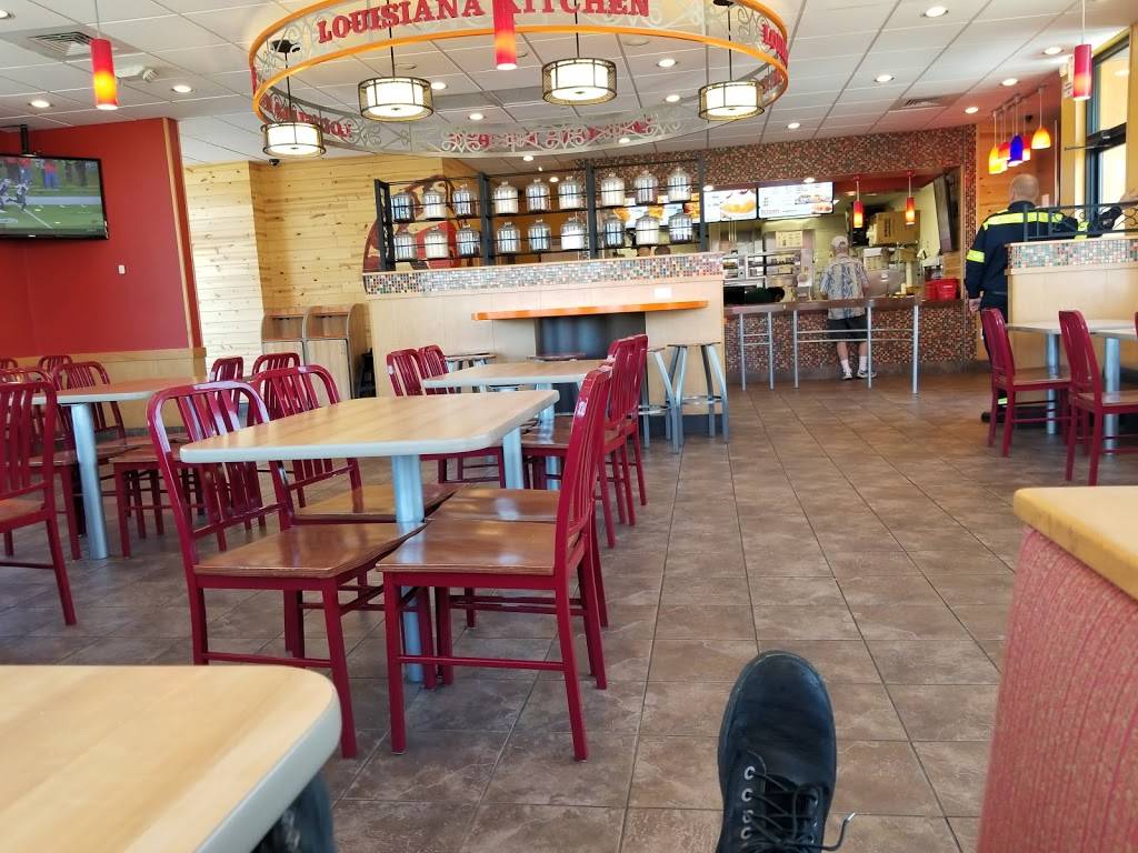 Popeyes Louisiana Kitchen | restaurant | 60 N Stephanie St, Henderson, NV 89074, USA | 7025642911 OR +1 702-564-2911