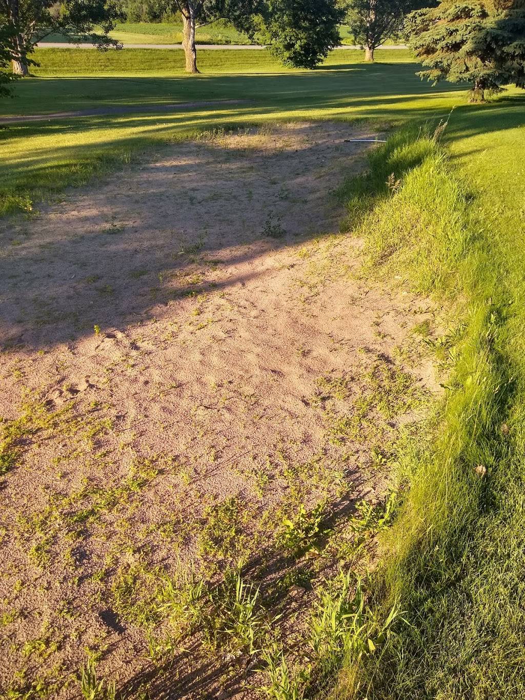 Oakwood Supper Club & Golf Course | restaurant | 47420 Co Hwy 16, Henning, MN 56551, USA | 2185834378 OR +1 218-583-4378