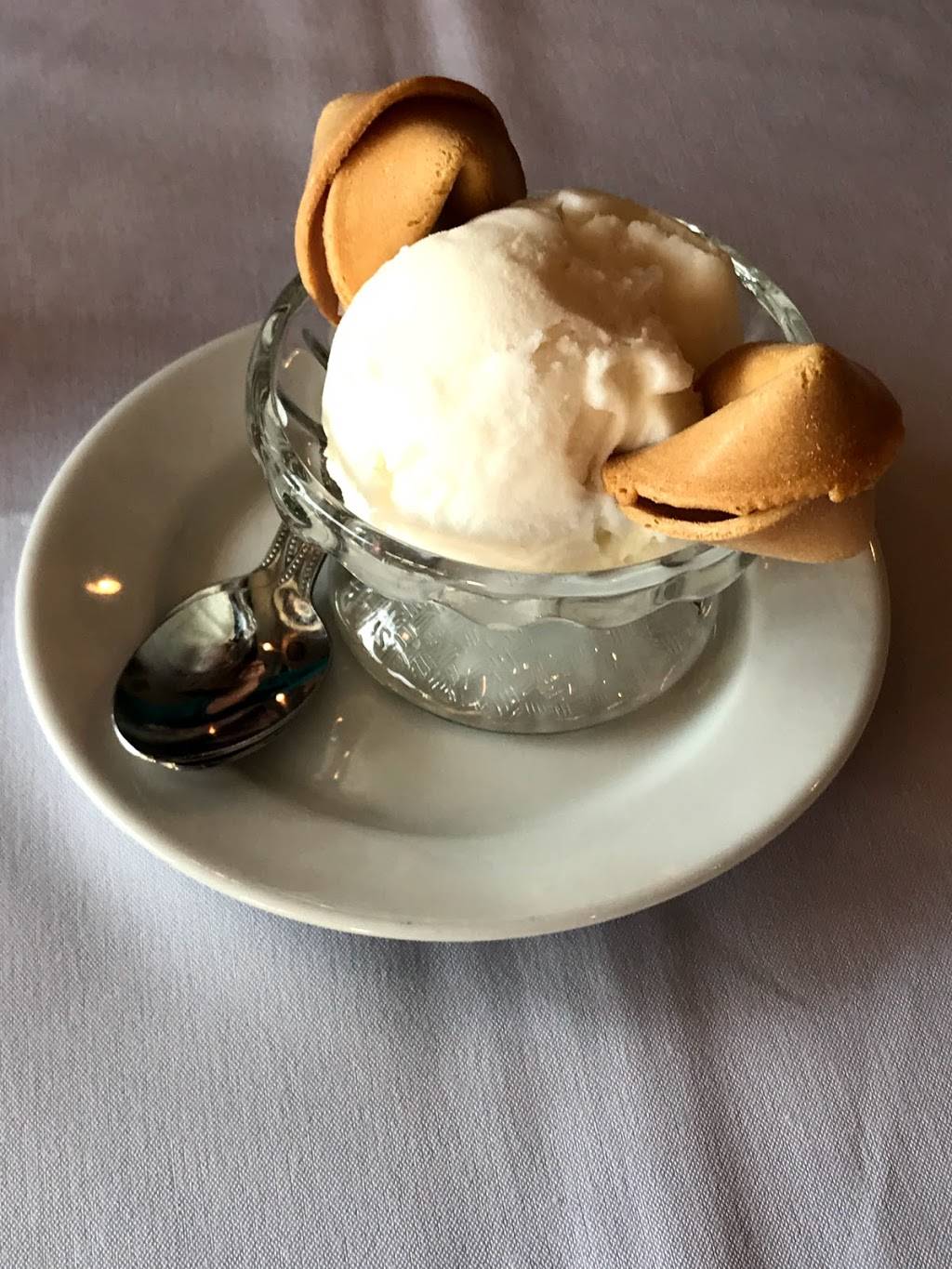 Imperial Garden West | restaurant | 2039 Allen Blvd, Middleton, WI 53562, USA | 6082386445 OR +1 608-238-6445