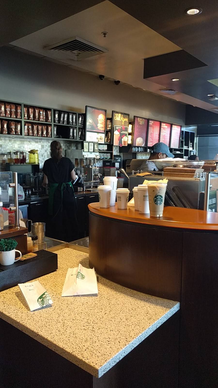 Starbucks | cafe | 4000 Blackhawk Plaza Cir A1, Danville, CA 94506, USA | 9257367662 OR +1 925-736-7662