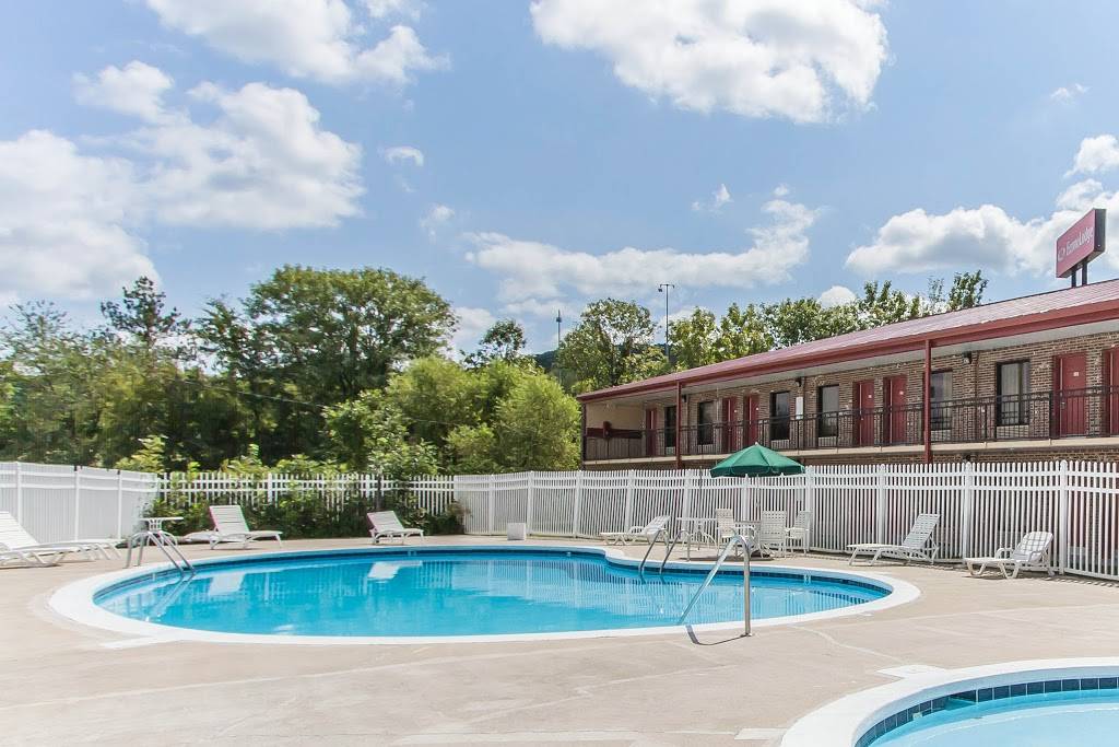 Econo Lodge | restaurant | 1412 Glenn Blvd SW, Fort Payne, AL 35967, USA | 2568454013 OR +1 256-845-4013