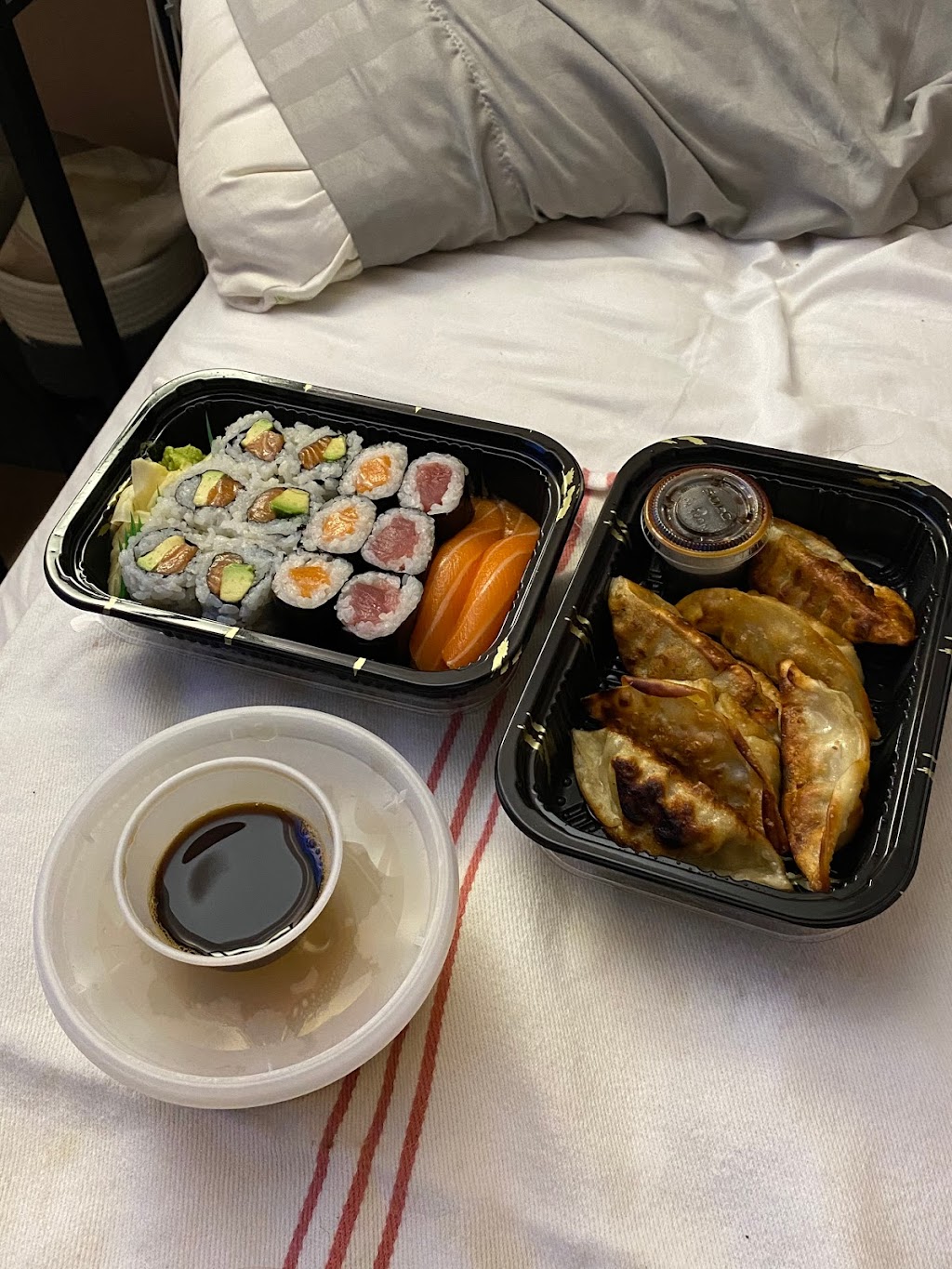 New Tokyo Sushi | restaurant | 162-16 Union Tpke, Queens, NY 11432, USA | 7185910333 OR +1 718-591-0333