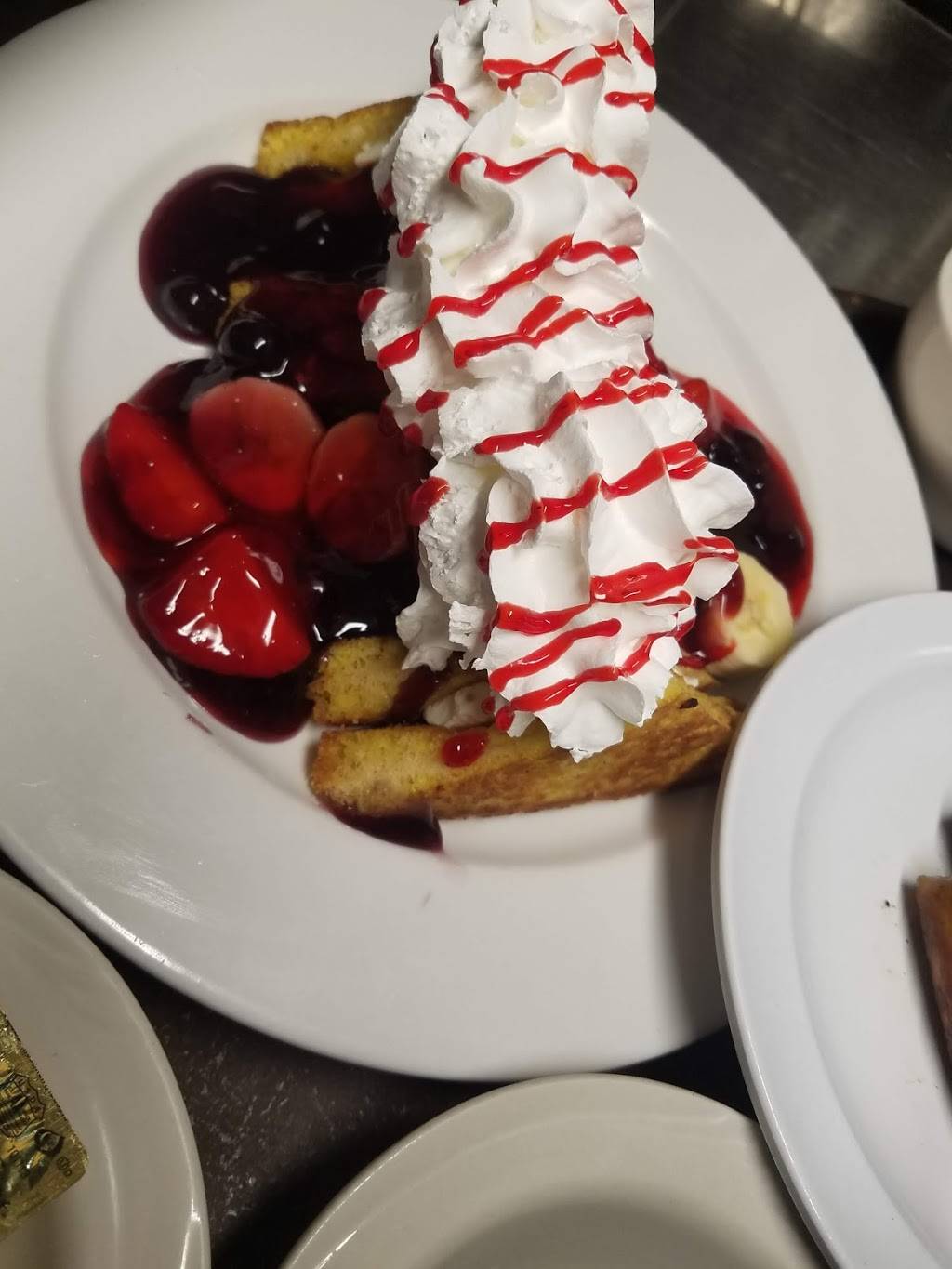 Esmeraldas Pancake House | restaurant | 204 Rickey Rd, Monticello, IN 47960, USA | 5745836361 OR +1 574-583-6361