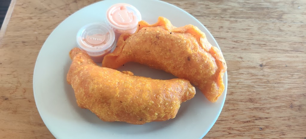 El Paisa Restaurante | restaurant | 215 Border St, Boston, MA 02128, USA | 6175698900 OR +1 617-569-8900