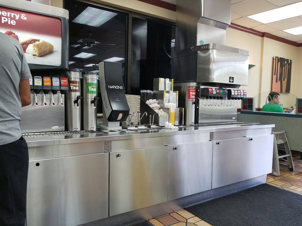 McDonalds | cafe | 9596 Livingston Rd, Fort Washington, MD 20744, USA | 3012482060 OR +1 301-248-2060