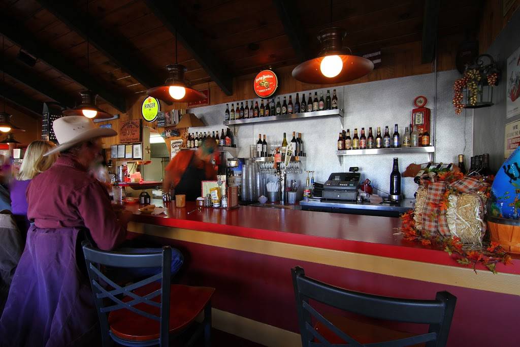 Paradise Valley Cafe | restaurant | 61721 CA-74, Mountain Center, CA 92561, USA | 9516593663 OR +1 951-659-3663