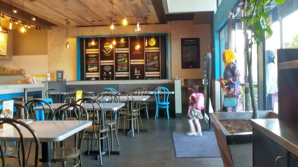 Yalla Mediterranean | restaurant | 3141 Mowry Ave, Fremont, CA 94538, USA | 5102843980 OR +1 510-284-3980