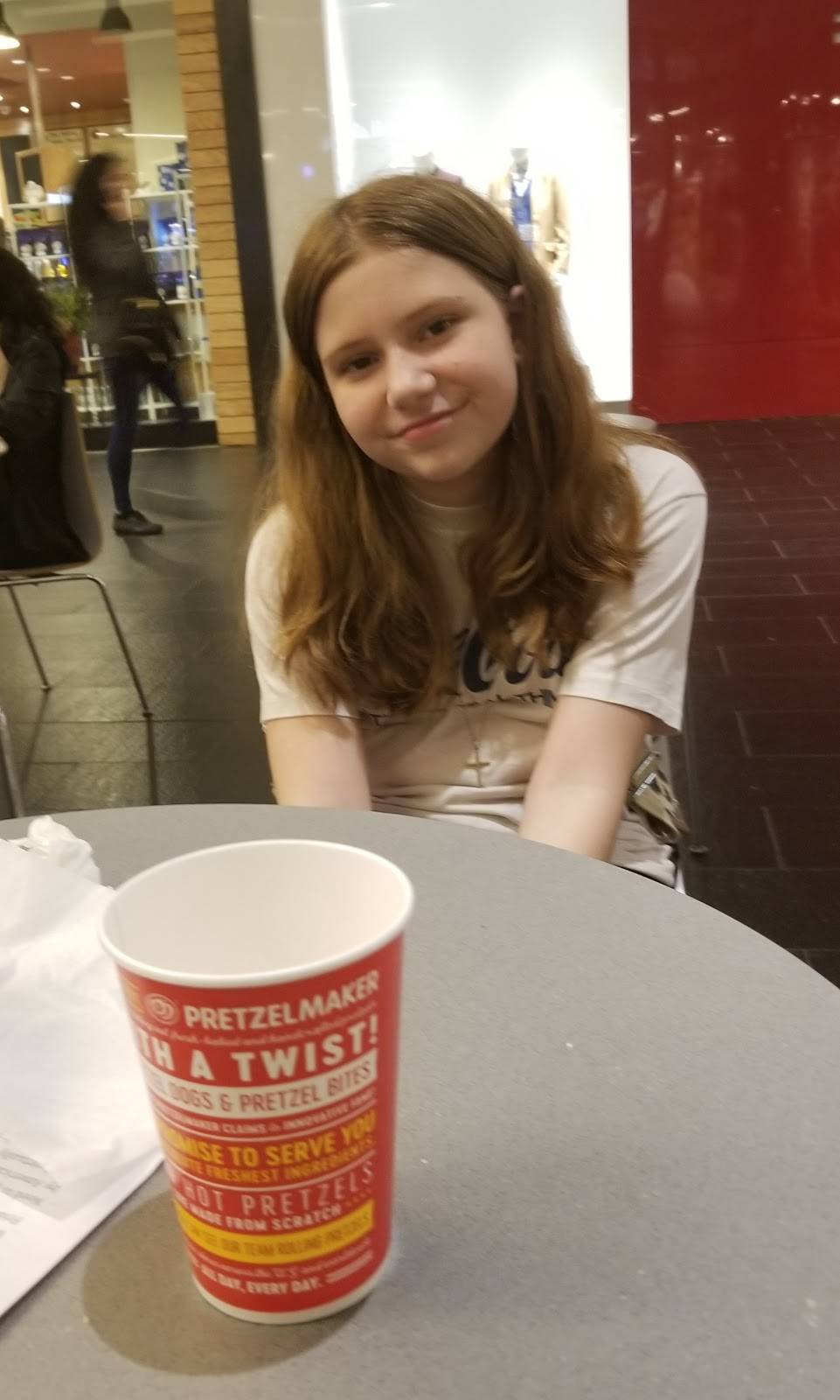 Pretzelmaker | restaurant | 5065 Main St, Trumbull, CT 06611, USA | 2033739908 OR +1 203-373-9908