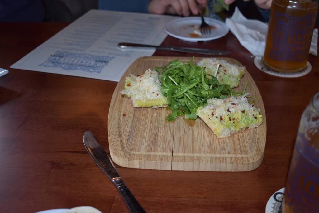 Taberna | restaurant | 2136 3rd St, La Verne, CA 91750, USA | 9099290415 OR +1 909-929-0415