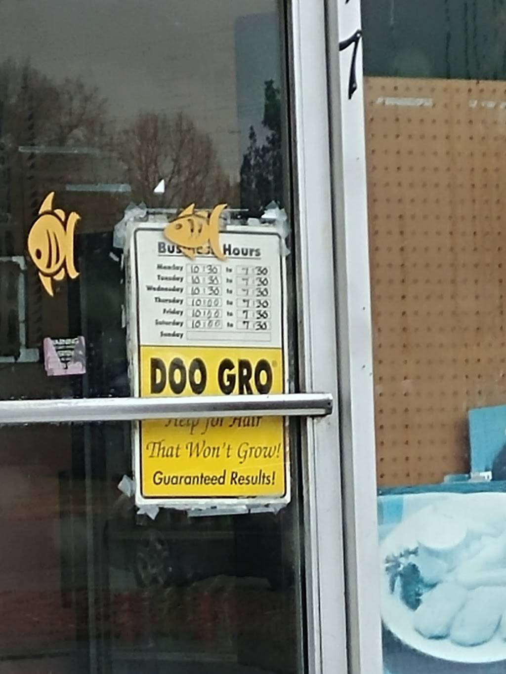 Town Seafood | restaurant | 317 Church St, Blackstone, VA 23824, USA | 4342925900 OR +1 434-292-5900