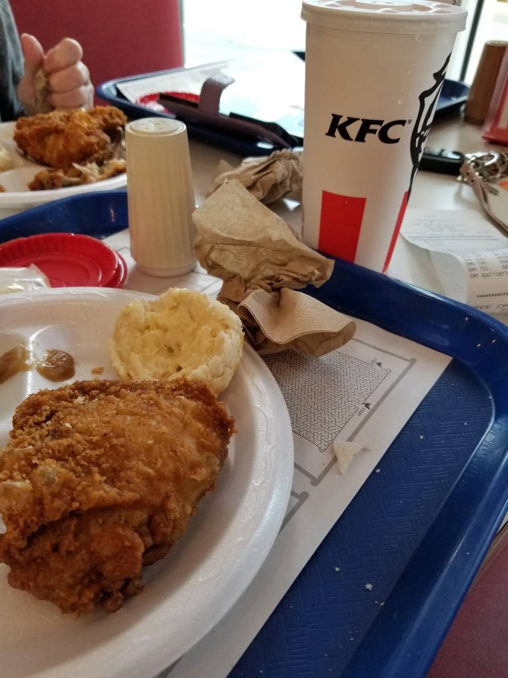 KFC | restaurant | 3045 N Military Trl, West Palm Beach, FL 33409, USA | 5616866135 OR +1 561-686-6135