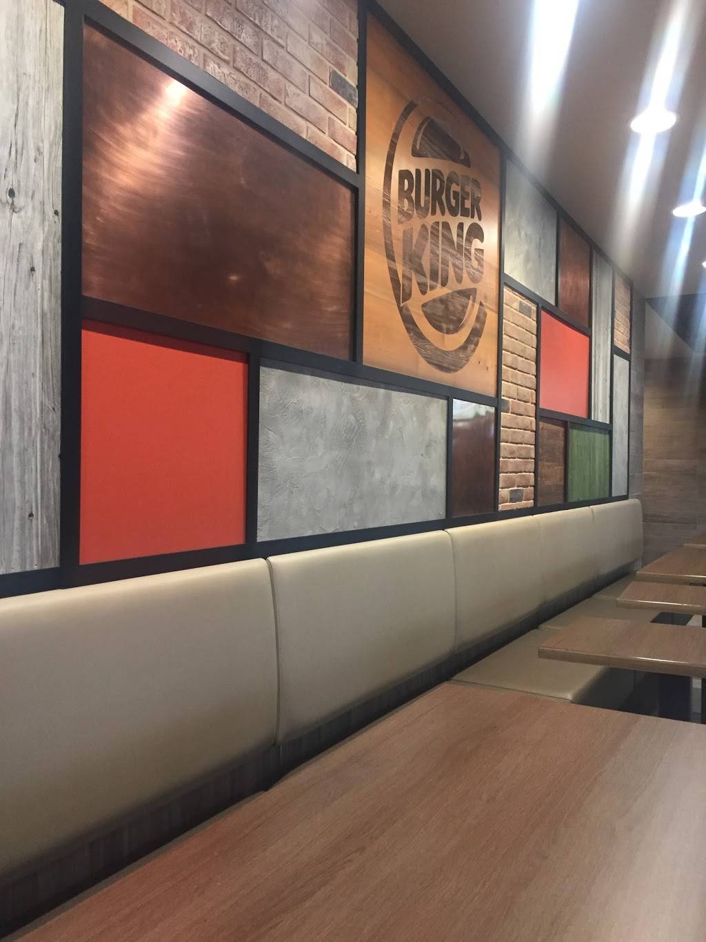Burger King | restaurant | 408 N Lincoln Rd, Escanaba, MI 49829, USA | 9067868600 OR +1 906-786-8600