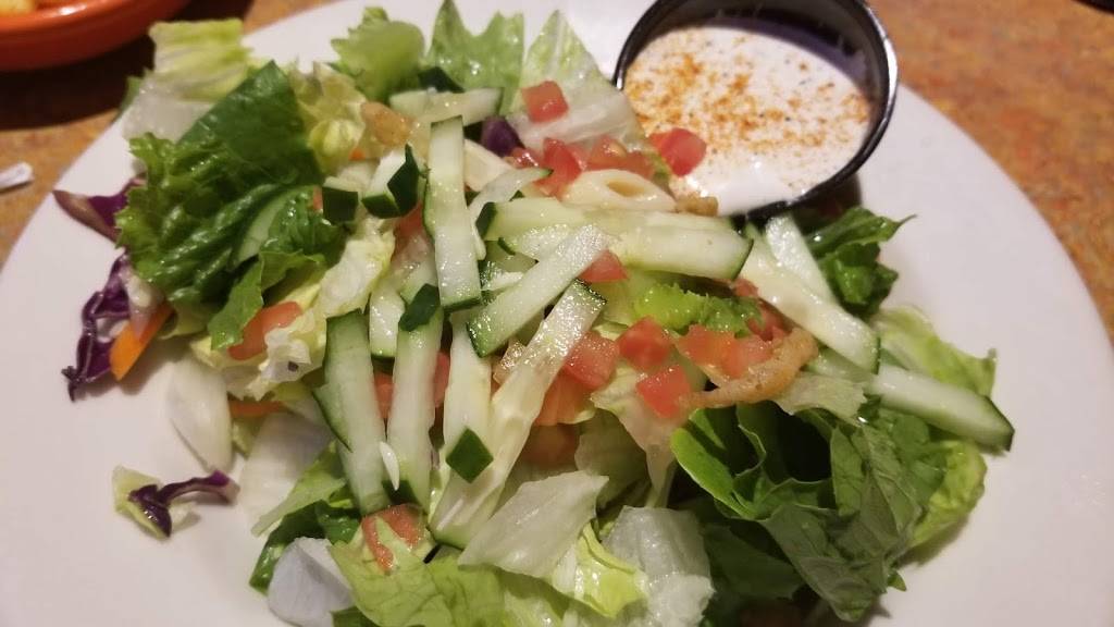 Razzoos | restaurant | 2950 Texas Sage Trail, Fort Worth, TX 76177, USA | 8177500011 OR +1 817-750-0011