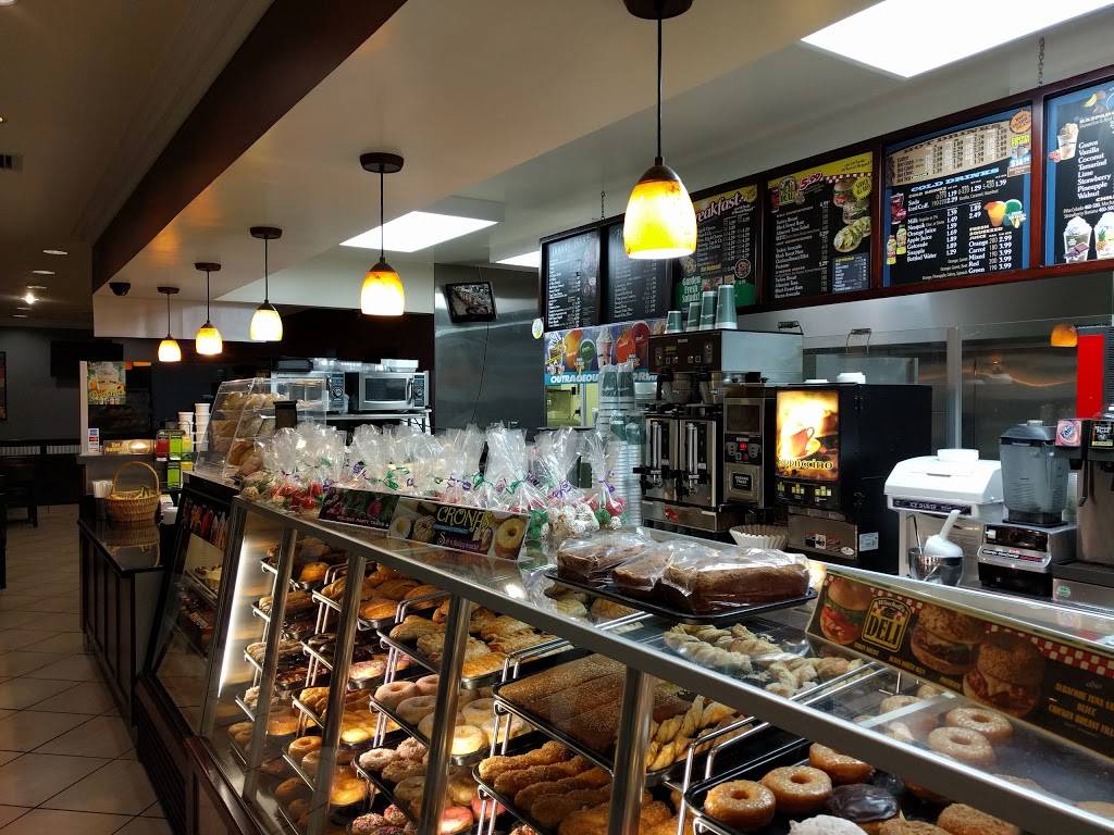 Yum Yum Donuts | cafe | 6411 E Spring St, Long Beach, CA 90808, USA | 5624259468 OR +1 562-425-9468