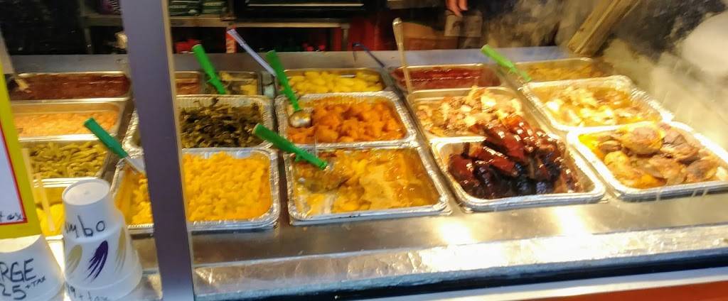 Sams Fast Food | restaurant | 2101 W Broadway, Louisville, KY 40211, USA | 5027081461 OR +1 502-708-1461