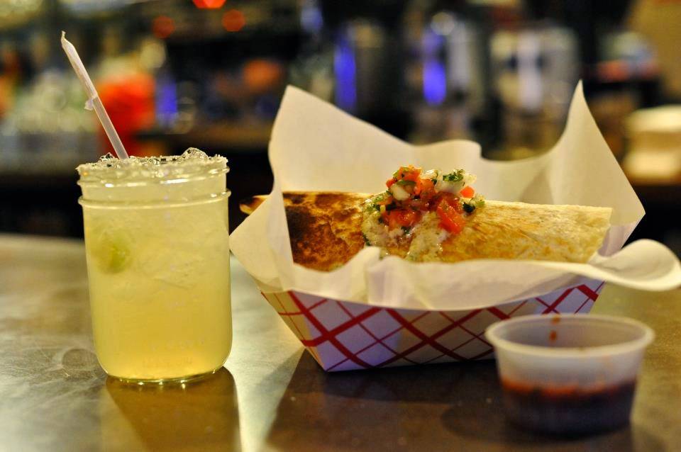 Dilla Libre Food Truck (Formerly United Lunchadores) | restaurant | 1339 E Northern Ave, Phoenix, AZ 85020, USA | 6023994024 OR +1 602-399-4024