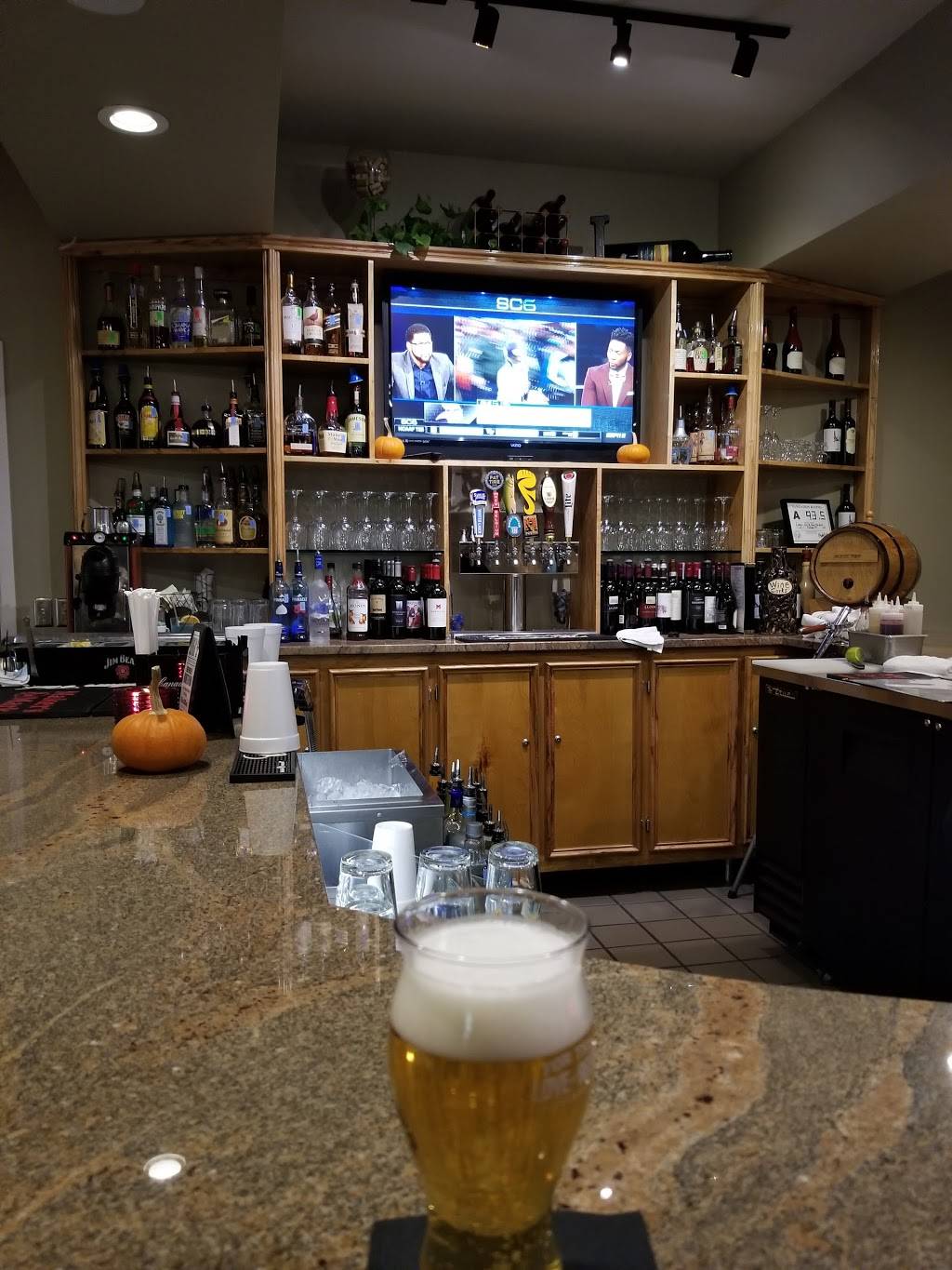 Luigis Restaurant bar & pizzeria | restaurant | 1011 NC-150, Summerfield, NC 27358, USA | 3366438133 OR +1 336-643-8133