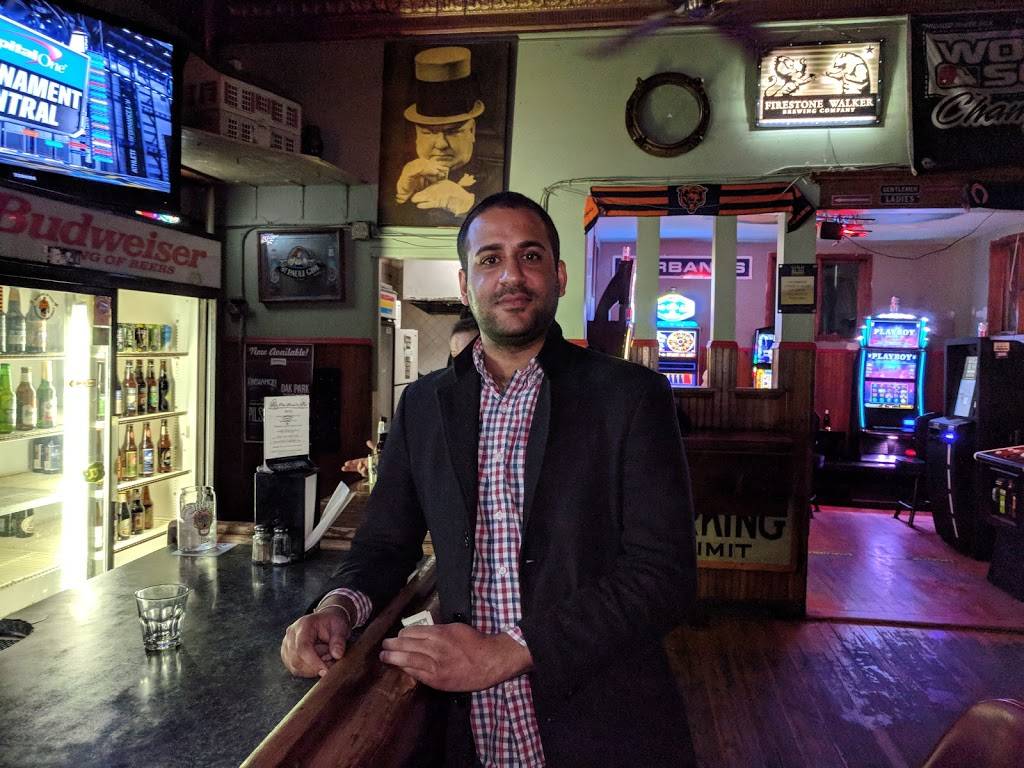 The Beacon Pub | restaurant | 101 Circle Ave, Forest Park, IL 60130, USA | 7083667066 OR +1 708-366-7066