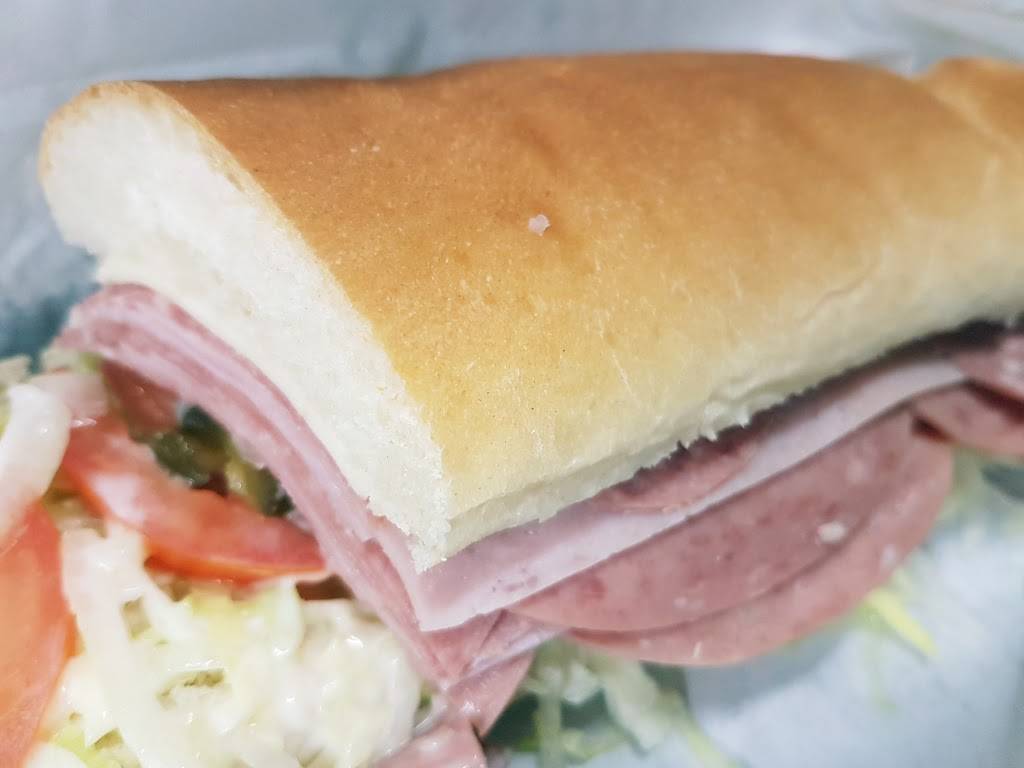 Lakeshore Super Submarine | meal takeaway | 2939 Lake Shore Blvd W, Etobicoke, ON M8V 1J5, Canada | 4162524371 OR +1 416-252-4371